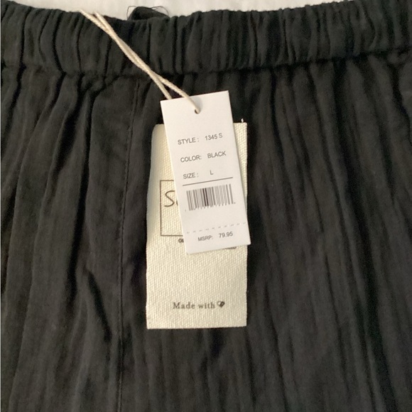 SALTY LEMON 2-PC SHORT SET (NEW WITH TAG) - Picture 6 of 14